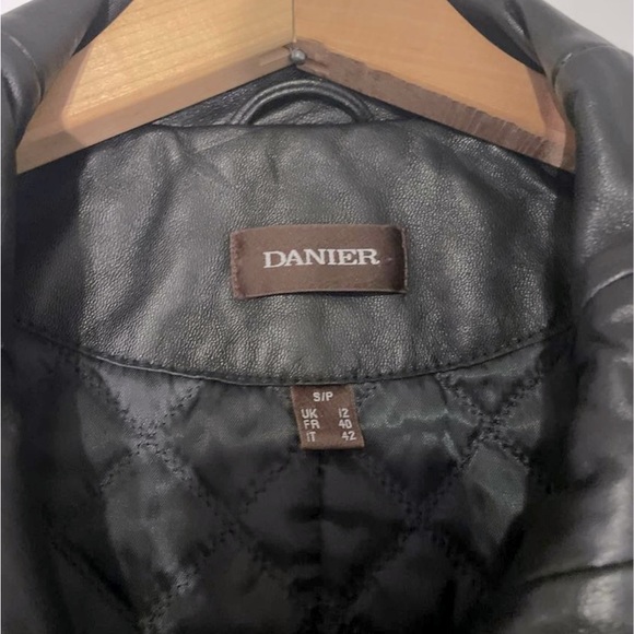 Vintage Danier Leather Jacket - Picture 3 of 3